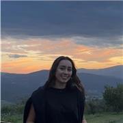 Profesora de clases particulares de ESO y Bachillerato con más de 3 años de experiencia. Clases online y en Sant Cugat del Vallès.
